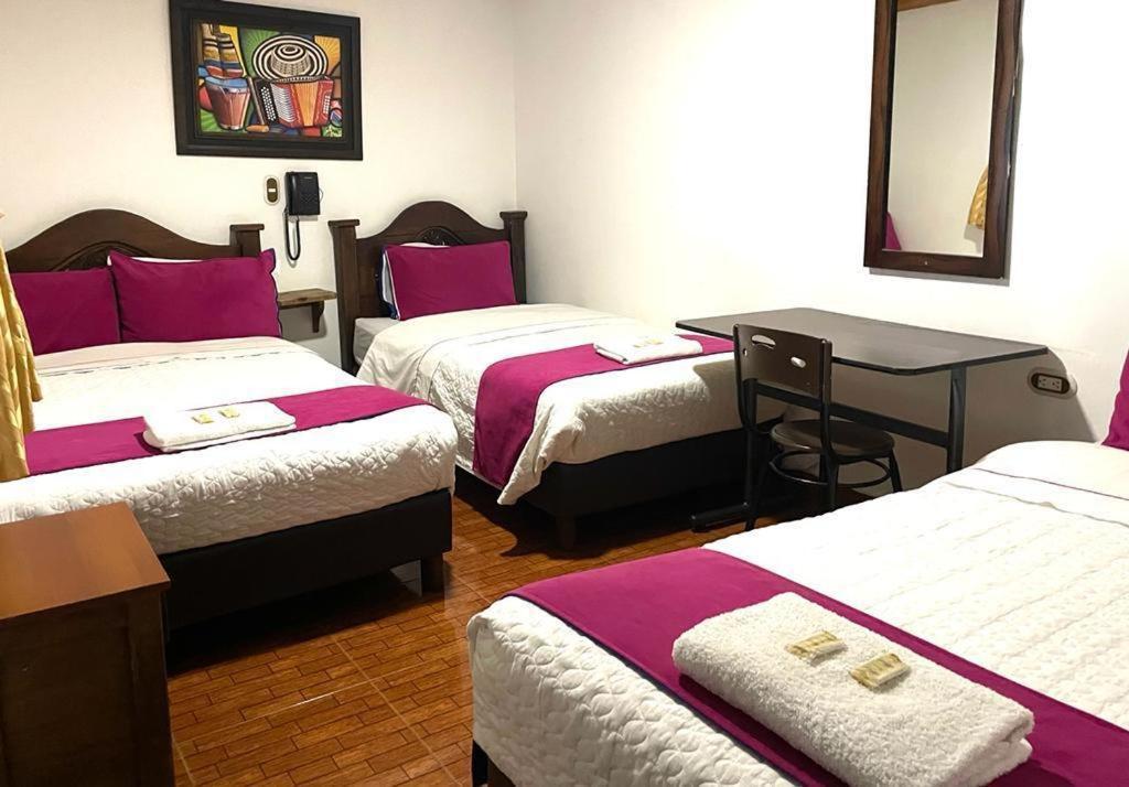 Hostal Internacional Bogota Exterior photo